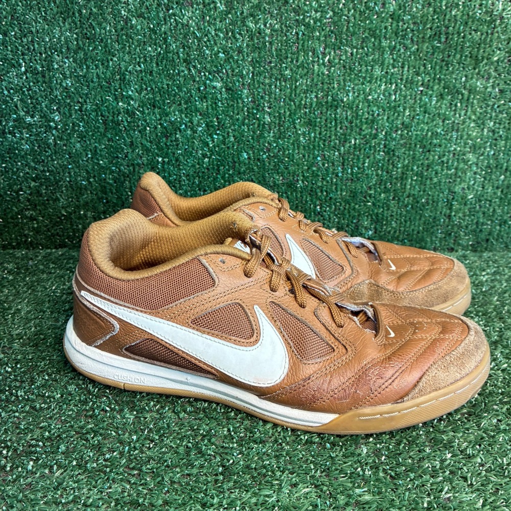 Nike Gato Indoor Soccer Shoes Leather Suede Sneakers Light British Tan Mens Sz 8
